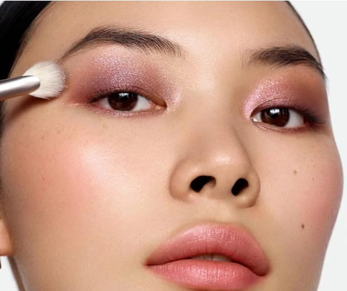 Fan Eyeshadow Brush #7 by Rose Inc.