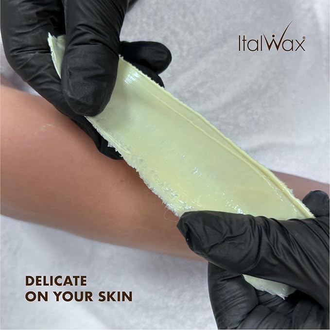 Italwax White Chocolate - 1kg / 2.2lb - Hard wax beads for hair removal - Natural formulation ideal for all skin type - Vanilla aroma - Recommended for Bikini Area and Armpits