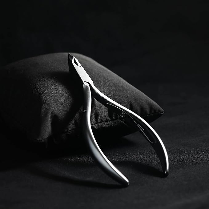 Vanfa Cuticle Nippers, Cuticle Trimmer, Professional Cuticle Cutter - Extremely Sharp - Stainless Steel - Square Head - Single Spring - VF05 Jaw #14 (Pack of 3)