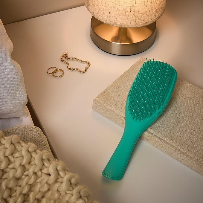 Tangle Teezer Ultimate Detangler Curly Hair Brush, Dry & Wet Hairbrush, Reduces Frizz & Breakage, for 3C to 4C Curly Hair Types, Aqua Green