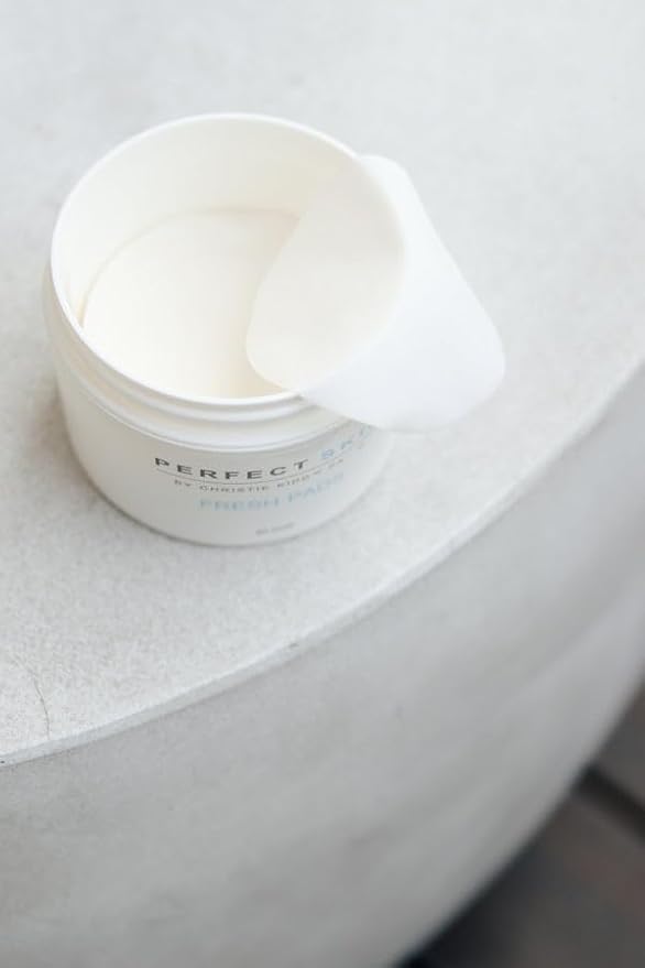 PERFECT SKIN BY CHRISTIE KIDD, PA-C | Fresh Pads – BHA Salicylic Acid Acne Treatment Pads with Niacinamide, Willow Bark & Witch Hazel – Reduces Blemishes, Tightens Pores, Brightens Skin - 60 Pads