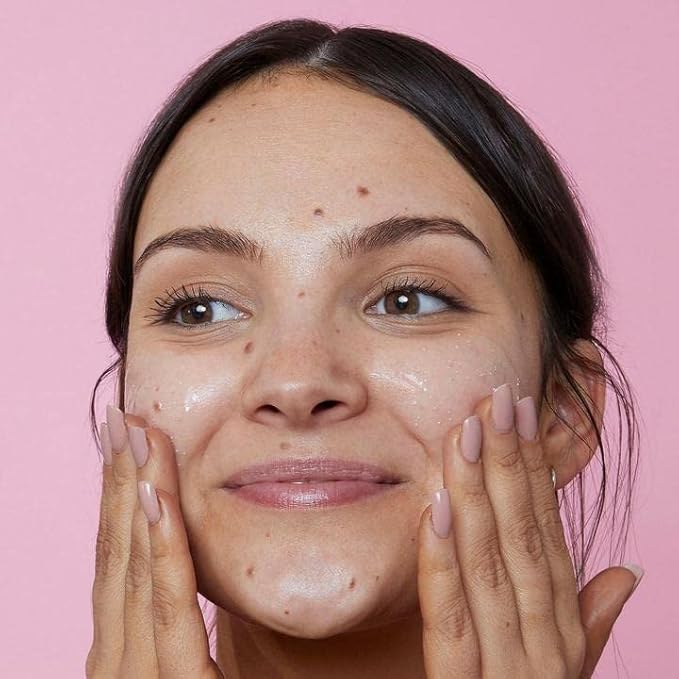 Soap & Glory Vitamin C Brightening Facial Cleanser - 3 in 1 Foaming Face Wash, Makeup Remover & Facial Exfoliant - Deeply Cleanses, Purifies & Hydrates for Radiant, Smooth Skin (11.8 fl oz)