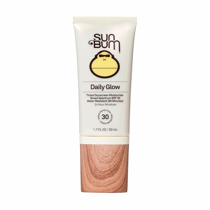 Sun Bum Daily SPF 30 Glow Sunscreen Face Lotion - Moisturizing Facial Sunscreen - Tinted - Dewy Finish - Hawaii 104 Act Compliant (Made without Octinoxate & Oxybenzone) - Travel Size - 1.7 oz