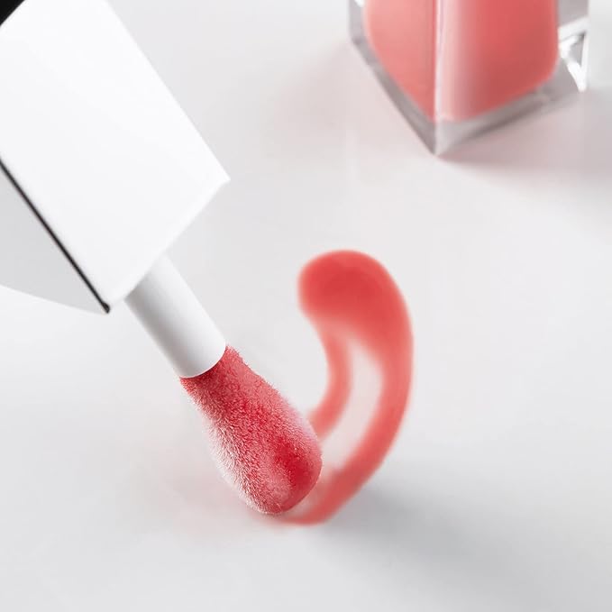 Sigma Beauty Renew Lip Oil – Tinted Lip Oil with Luxurious High-Shine Color and Long Lasting Hydration for Soft, Supple Lips, Non Sticky Lips Oil with Nourishing Antioxidants (Hush, Clear Pink Sheen)