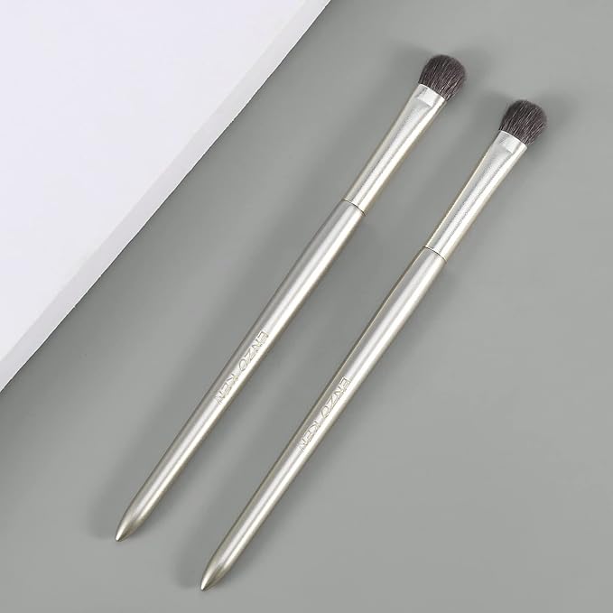 Natural Goat Hair Eye Shadow Brush by ENZO KEN, Large Smudge Eyeshadow Brush, Shader Eye Shadow Brush, Eye Shader Brush, Single Eyeshadow Brush, Eye Brushes, Eyeshadow Blending Brush. (Gold, E203L)