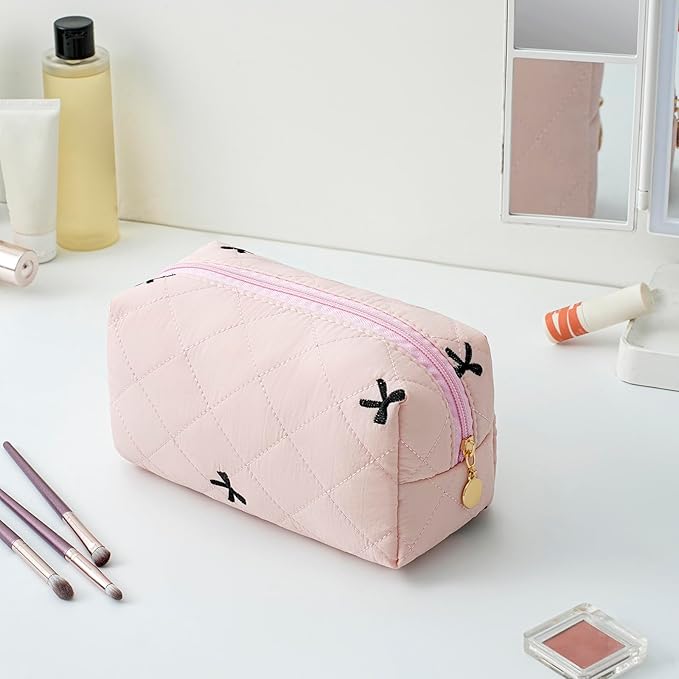 Makeup Bag Travel Cosmetic Bag for Women Girls, Zipper Make Up Pouch, Floral Flowers Toiletry Organizer Makeup, Portable Storage Cosmetic Travel Cloth Bag (Light Pink)