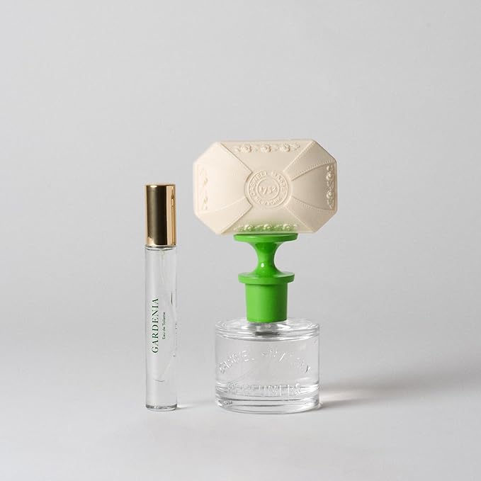 Caswell-Massey Gardenia Natural Bar Soap for Women, Moisturizing Body Soap Bar for All Skin Types, Made with Essential Oils & Plant-Based Formula for Soft Skin, 3.5 oz