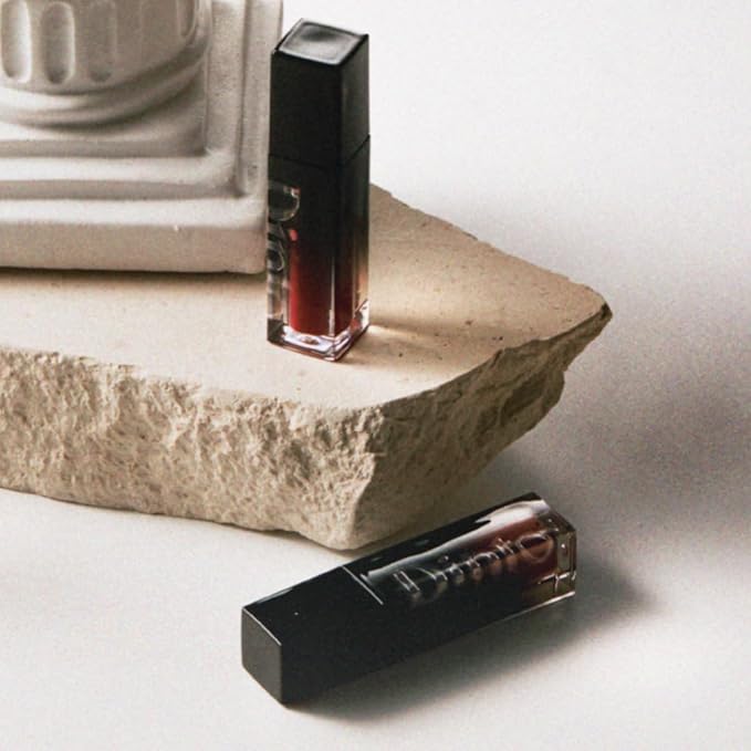 DINTO Blur-Glowy MINI Lip Tint (255 Veni, Vidi, Vici) - Glossy Finish, Hydrating, Long Lasting, Lightweight Texture, Non-Sticky, Vegan & Cruelty-Free, Korean makeup (11 colors)