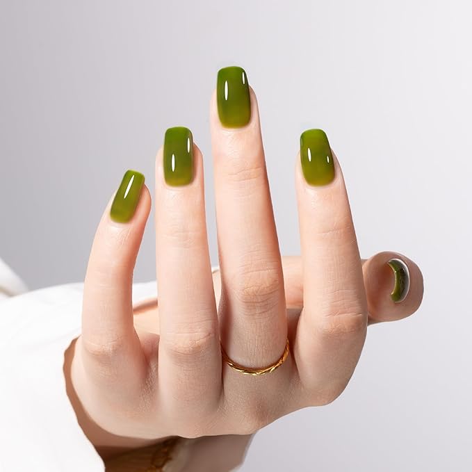 MAYCHAO 15ML Gel Nail Polish 1Pc Jelly Green Gel Polish Soak off Translucent Green Nail Polish Nail Art Manicure Salon DIY at Home, 0.5 OZ