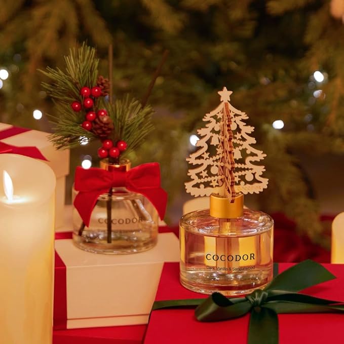 COCODOR Christmas White Tree Reed Diffuser/Snow Dark Vanilla&Sandalwood/ 6.7oz / Scent Fragrance Oil Diffuser for Bedroom Bathroom Home Decor for Xmas & Festive Winter