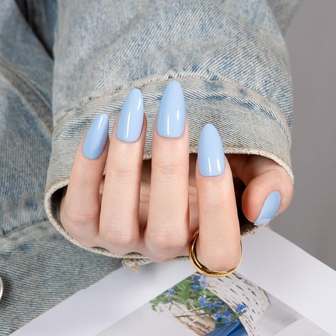 MAYCHAO 15ML Baby Blue Gel Nail Polish 1Pc Light Pastel Blue Gel Polish Soak Off UV LED Nail Polish Nail Art Starter Manicure Salon DIY at Home, 0.5 OZ