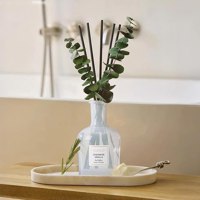 COCORRÍNA Cashmere Vanilla Reed Diffuser – 6.76 oz Essential Oil with Sticks & Dried Eucalyptus Branches, Home Fragrance for Bedroom or Bathroom Décor