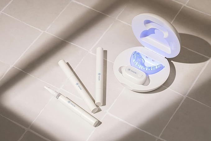 Snow Teeth Whitening Kit - Snow Teeth Whitening Serum and LED Mouthpiece Whitener, Formulated with Hydroxyapatite, Good for 6 Months - Wireless Kit with 3 Wands