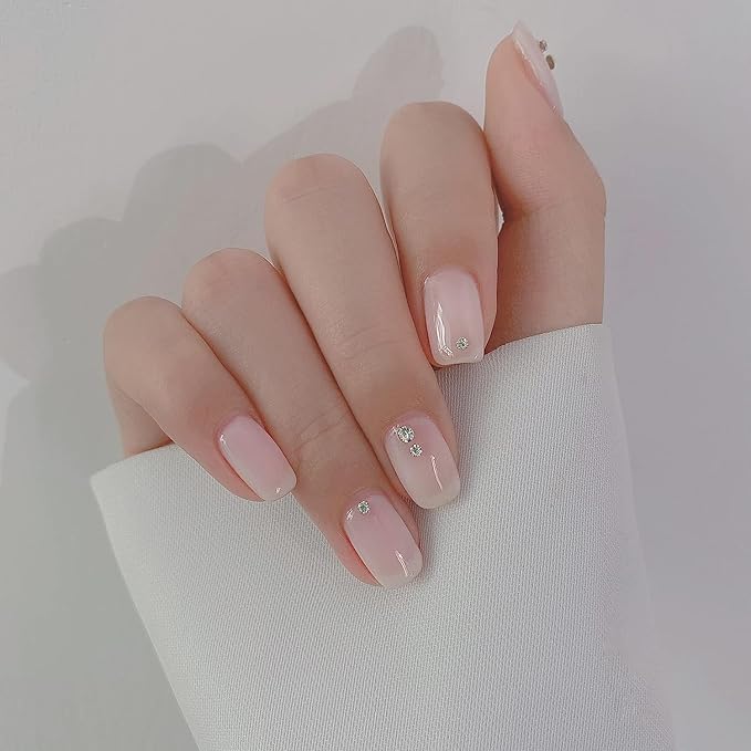 MAYCHAO 15ML Gel Nail Polish 1Pc Jelly Milky White Gel Polish Soak Off UV LED Transparent Nail Polish Nail Art Starter Manicure Salon DIY at Home, 0.5 OZ