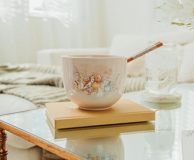 Silver Buffalo Disney Winnie the Pooh Featuring Piglet, Eeyore, Tigger, Rabbit, and Roo Group Hug Ceramic Ramen Noodle Rice Bowl with Chopsticks, Microwave Safe, 20 Ounces
