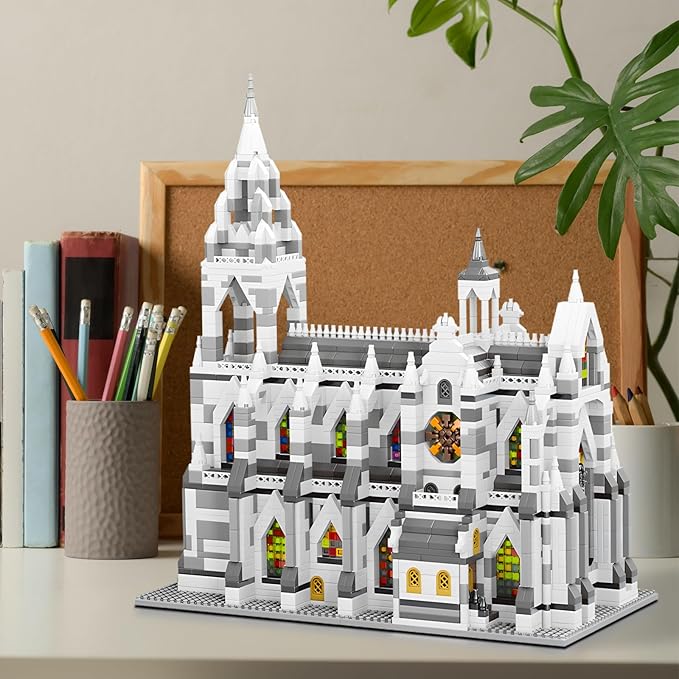 Miniature Building Blocks Cologne Cathedral Model Set (3598 Pieces) - Building Toys, Suitable for Children and Adults as Gifts