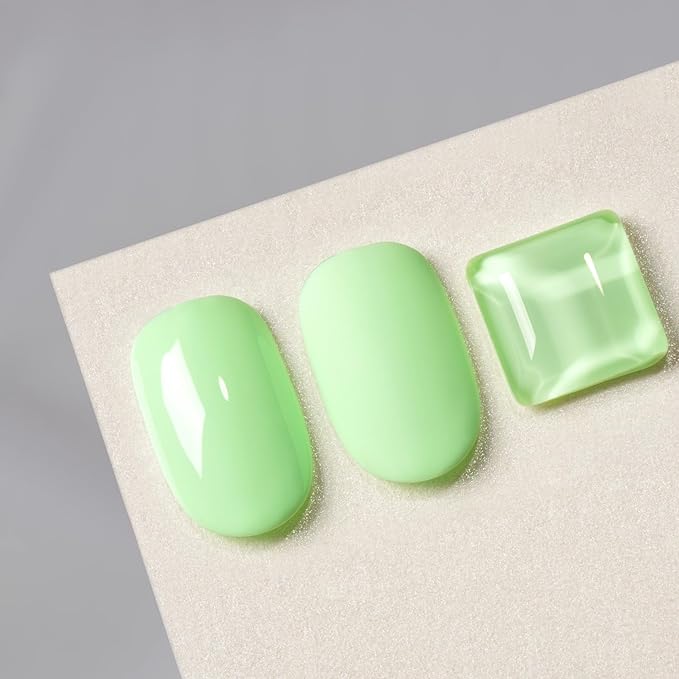 MAYCHAO 15ML Light Milky Green Gel Nail Polish 1Pc Pastel Green Gel Polish Soak Off UV LED Nail Polish Nail Art Starter Manicure Salon DIY at Home, 0.5 OZ