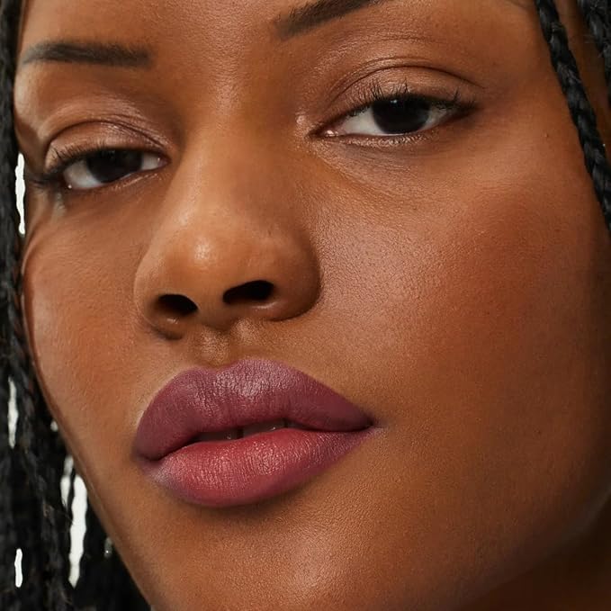 ILIA - Lip Sketch Hydrating Crayon | Hydrate, Plump, Smooth, Strengthen | Long Lasting up to 12-Hours, Bleed-Resistant, Soft-Matte | Barrier-Building, Non-Toxic, Cruelty-Free (Gala)