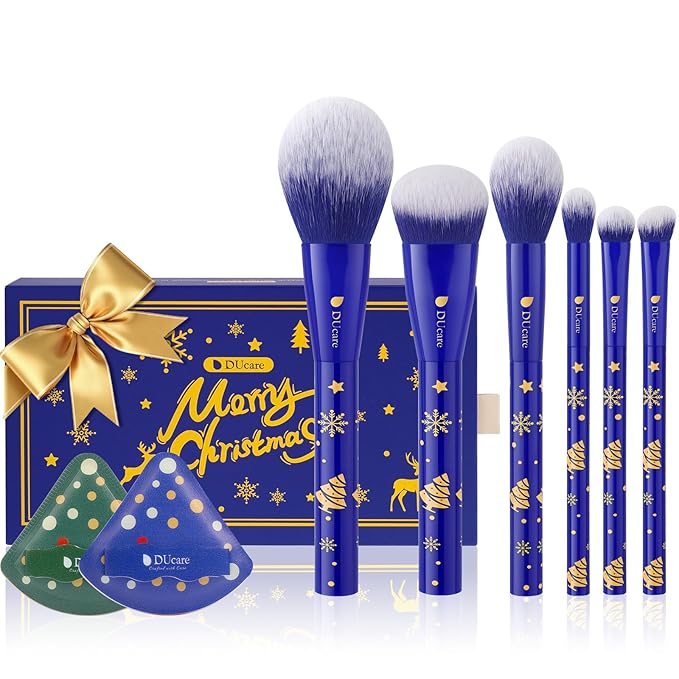 DUcare Christmas Gift Set 8Pcs,With 6pcs Makeup Brush Set 2pcs Makeup Puffs Kabuki Foundation Blending Face Powder Blush Concealers Eye Shadows Brushes