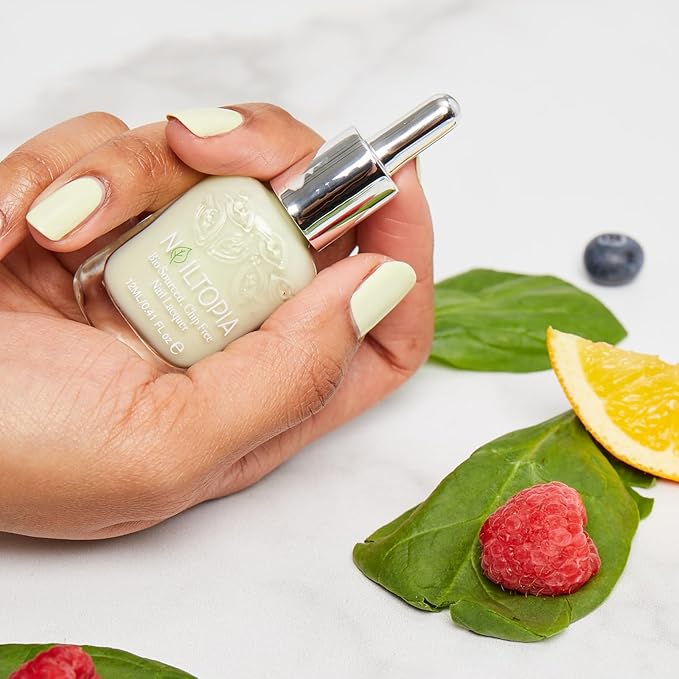 Nailtopia - Plant-Based Chip Free Nail Lacquer - Non Toxic, Bio-Sourced, Long-Lasting, Strengthening Polish - Juice Cleanse (Pastel Green) - 0.41oz