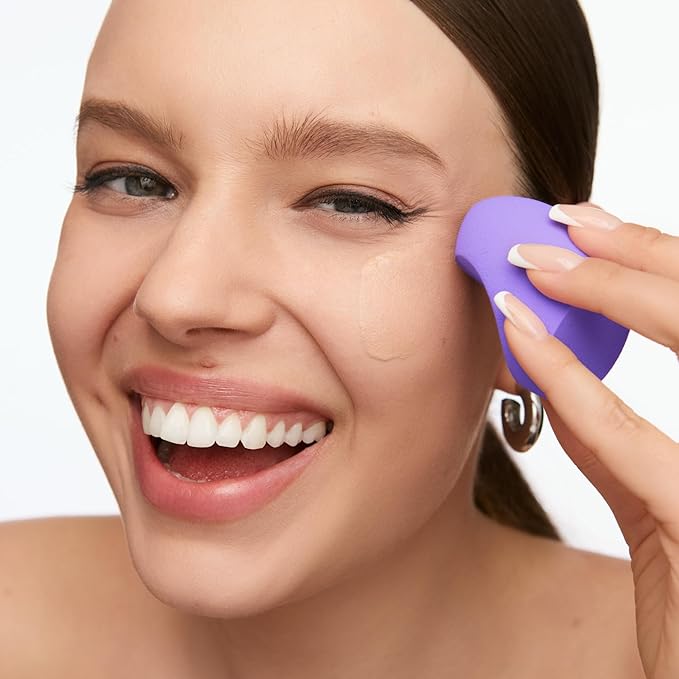 Wonderskin Curve Blender - Patent-Pending Makeup Sponge with Ergonomic Design for Seamless Blending & Contouring – For Foundation, Creams & Powders