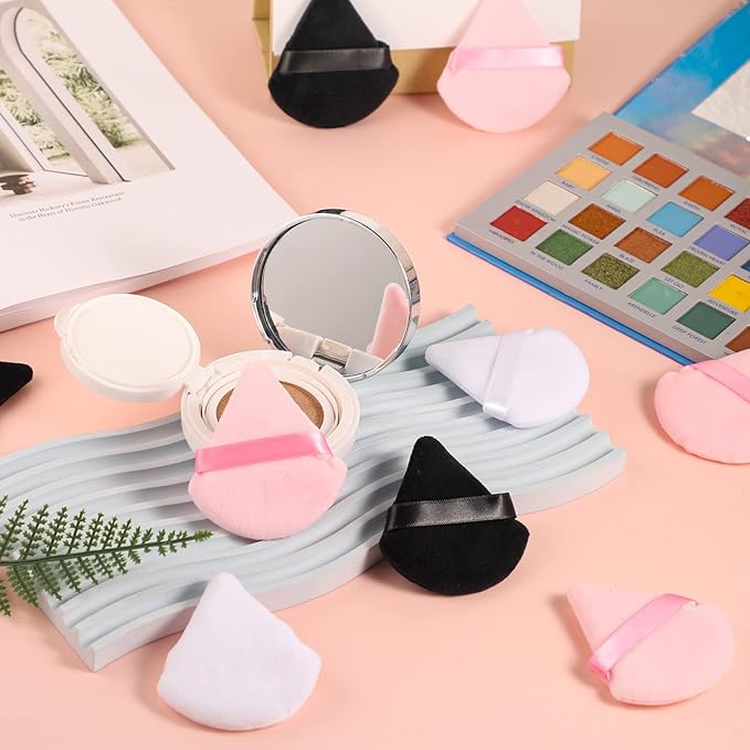 Pimoys 15 Pieces Powder Puff Face Triangle Makeup Puffs for Loose Powder Setting Powder Foundation Sponge Beauty Makeup Tool