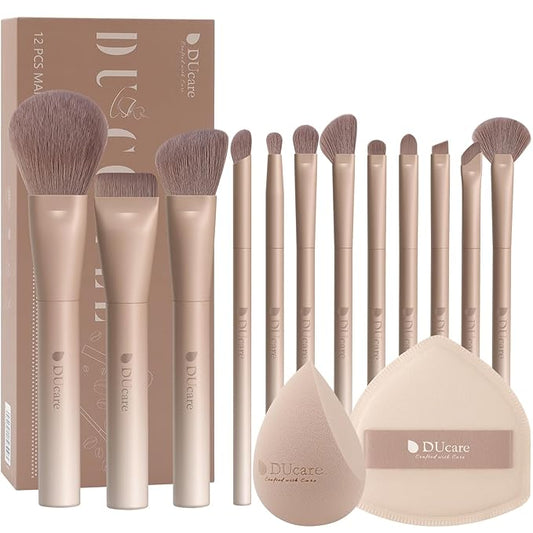 DUcare 14pcs Christmas Makeup Set,12Pcs Coffee Series Makeup Brush set with 2pcs Makeup Sponges Foundation Blending Face Powder Blush Eye Shadows Brushes