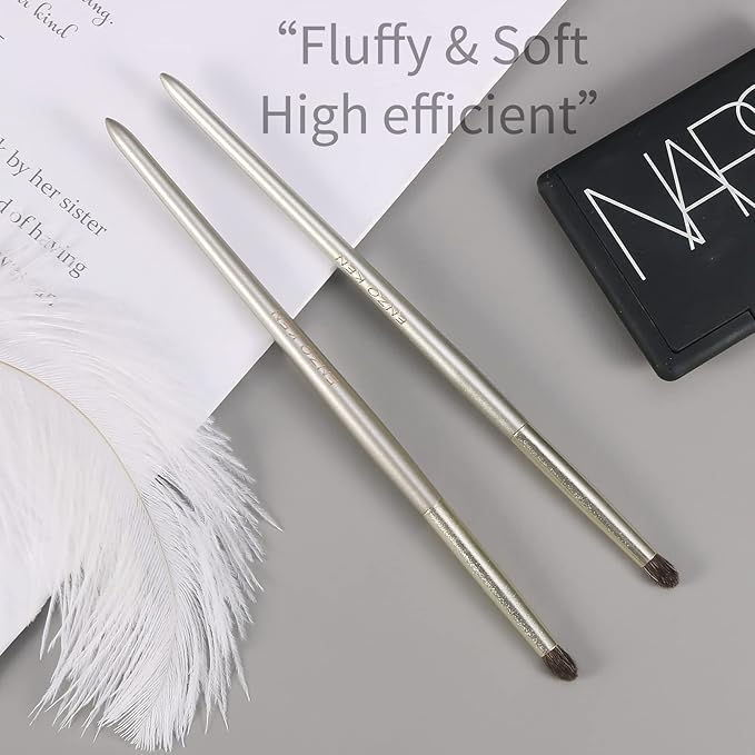 Natural Pony Hair Eye Shadow Brush, ENZO KEN Small Detail Eyeshadow Brush, Detailing Eye Shadow Brush, Mini Eye Smudge Brush, Corner Eyeshadow Brush, Eye Brushes, Eyeshadow Blending Brush. Gold, E204S