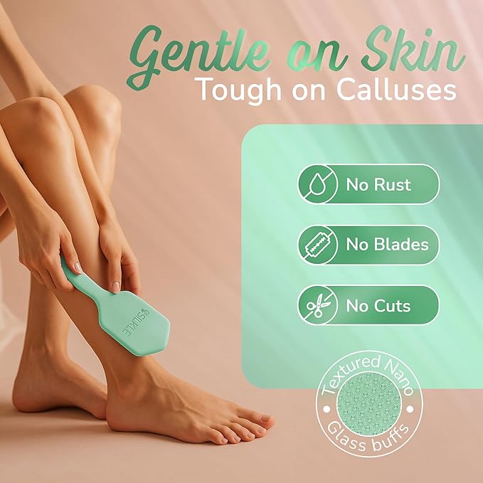 Silicone Foot Callus Remover - Nano Glass Foot File for Dead Skin and Cracked Heels - Callus Remover for Feet & Hard Skin - Ergonomic Foot Scrubber & Exfoliator for Soft, Smooth Feet - Green
