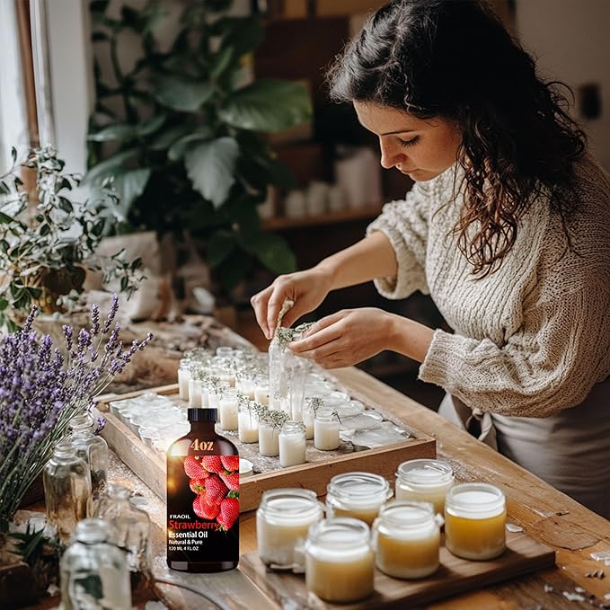 Strawberry Essential Oil, Strawberry Oil 4 Fl Oz 120ML for Diffuser Humidifier Yoga Cleaning DIY Candle Soap Making Perfume Gift for Women Essential Oils