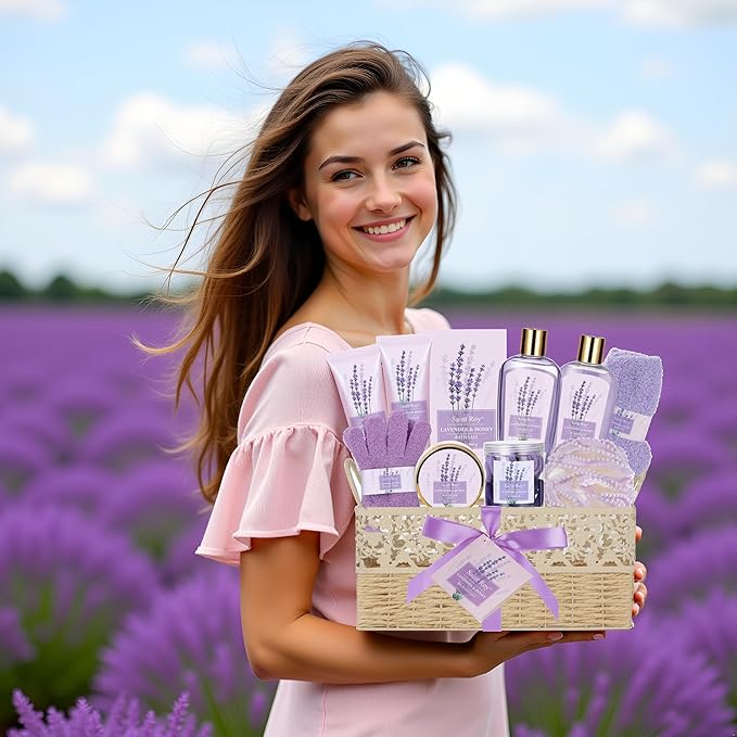 Christmas Gift Basket Set for Women - 13-Piece Bath & Body Gift Set, Spa Gift Basket, Bath Collection | Birthday Gift, Mothers Day Gifts for Mom, Perfect Present for Her & Mom All Occasions