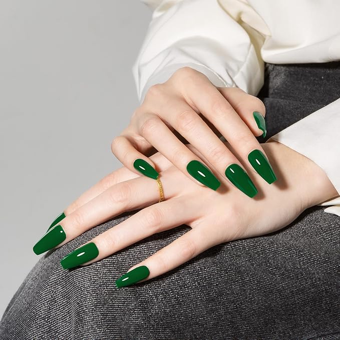 MAYCHAO 15ML Jade Green Gel Nail Polish 1Pc Green Gel Polish Soak Off UV LED Nail Polish Nail Art Starter Manicure Salon DIY at Home, 0.5 OZ