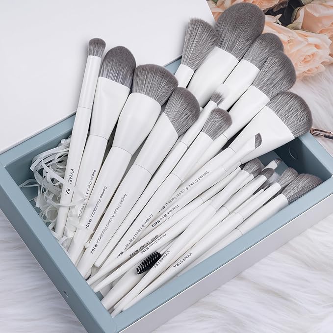 30 Pcs Pro Grade Makeup Brushes Set with Dense Ultra Soft Bristle,Elegant Design Luxury Make up Brushes for Foundation,Face Blending Powder, Contour, Bronzer,Highlight, Concealer, Eyeshadow