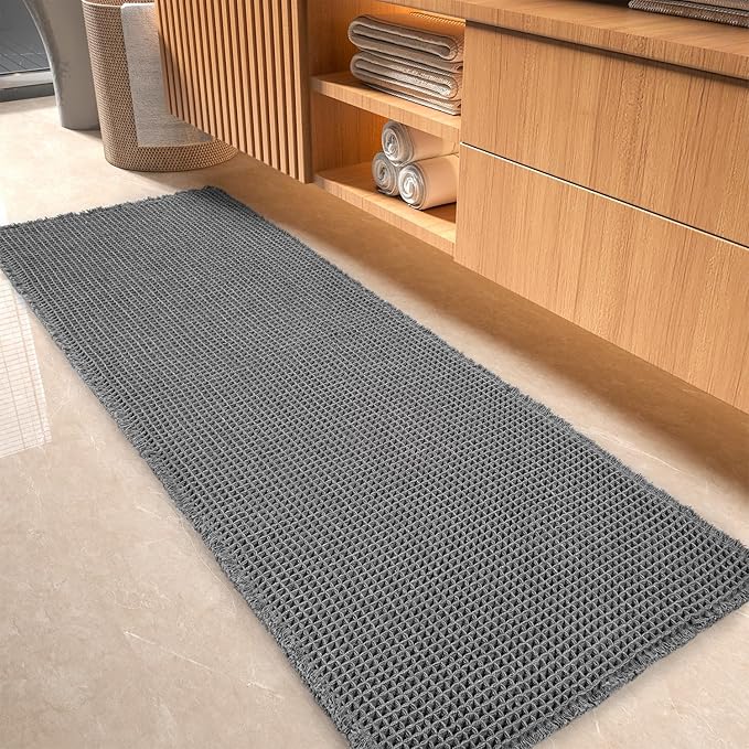tchdio Waffle Bath Mat-Runner Rug, Super Absorbent Non Slip Bath Mats for Bathroom Machine Washable Long Rugs with Tassels, Bath Rugs for Bathroom Floor Beside Tub, 2' x 5', Dark Grey