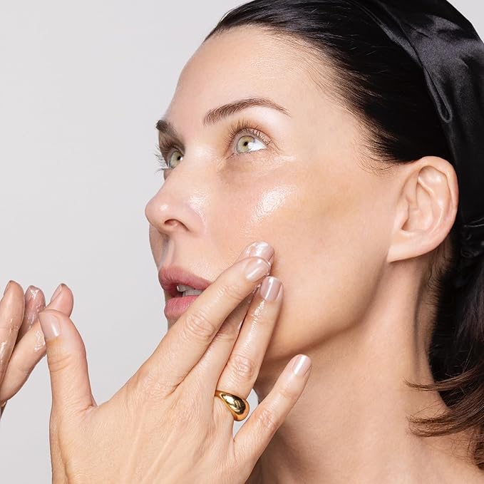 Soufflé Moisturizer | Antioxidant-Rich & Lightweight - Hydrates & Soothes with Goat Milk, Aloe & Vitamin C - Fragrance-Free - Nourishes Skin Barrier for Instant Hydration and Glow 1.7 Fl Oz