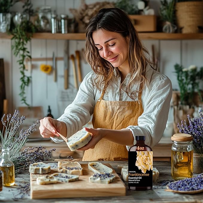 Frankincense Essential Oil, Frankincense Oil 4 Fl Oz 120ML for Diffuser Humidifier Yoga Cleaning DIY Candle Soap Making Perfume Gift for Women Essential Oils