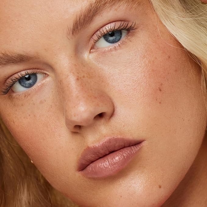 ILIA - Lip Sketch Hydrating Crayon | Hydrate, Plump, Smooth, Strengthen | Long Lasting up to 12-Hours, Bleed-Resistant, Soft-Matte | Barrier-Building, Non-Toxic, Cruelty-Free (Untitled)