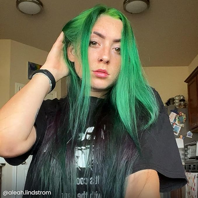 Arctic Fox Semi-Permanent Hair Dye, Vegan & Cruelty-Free, Conditioning Formula, Ammonia & Peroxide Free, Long-Lasting Vibrant Color, Phantom Green, 4 Fl Oz