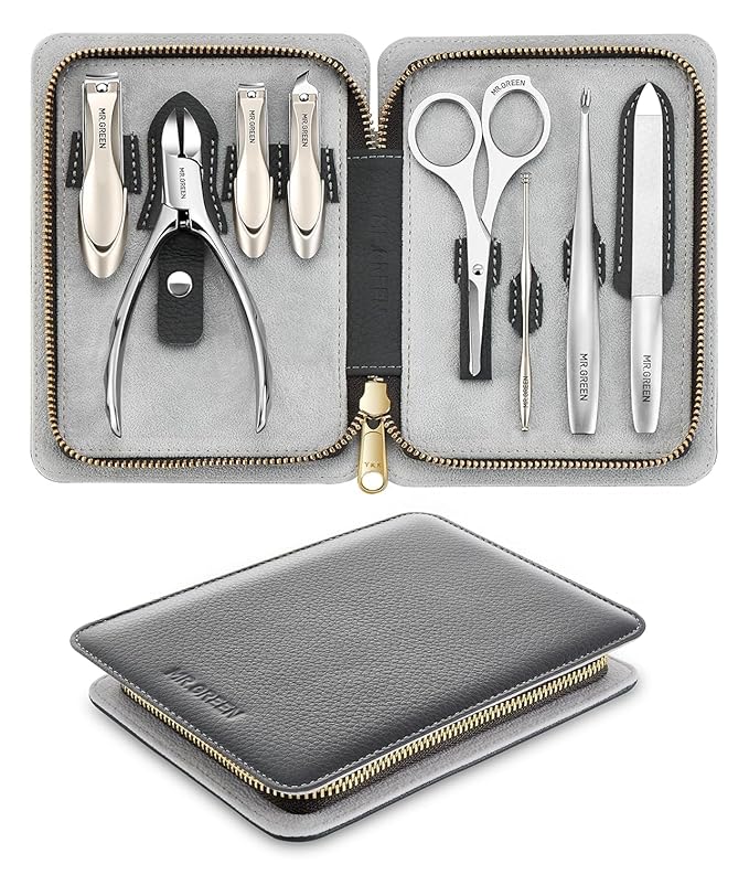 Manicure Set 8 in 1,Professional Pedicure kit,Stainless Steel Manicure Kit,Portable Travel Grooming Kit Nail Care Tools,Nail Clippers Pedicure Tools with Leather Travel Case(Dark Brown)
