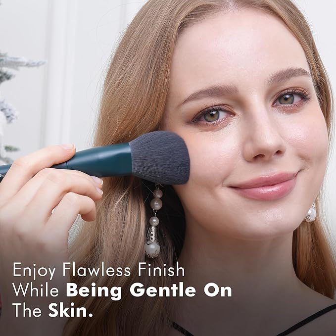 Bueart Design 26Pcs Christmas Professional Makeup Brushes Set with Elegant Box,Premium Ultra Soft Synthetic Brush for Foundation Blush Powder Contour Concealer Bronzer Eyeshadow for Pro makeup