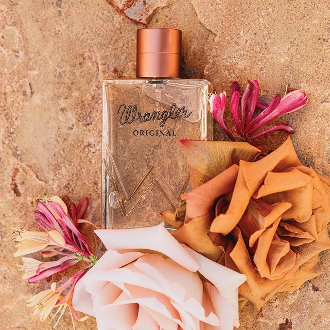 Wrangler Original Woman's Perfume by Tru Western, 2.5oz, Blackberry, Pear, Wild Berries, Sugared Fruits & Tart Fruit Scent, Vibrant Feminine Fragrance
