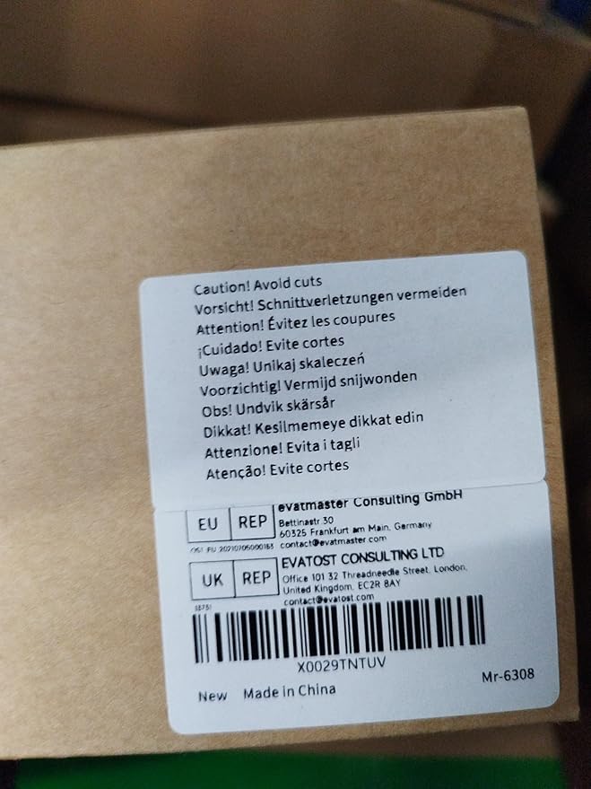 MR.GREEN Nail Clippers, Upgraded Anti-Splash Nail Clipper Set with Nail File and Tweezers & Catcher, Professional Practical Manicure Nail Care Kit with Exquisite Leather Case for Men & Women