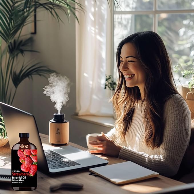 Strawberry Essential Oil, Strawberry Oil 4 Fl Oz 120ML for Diffuser Humidifier Yoga Cleaning DIY Candle Soap Making Perfume Gift for Women Essential Oils