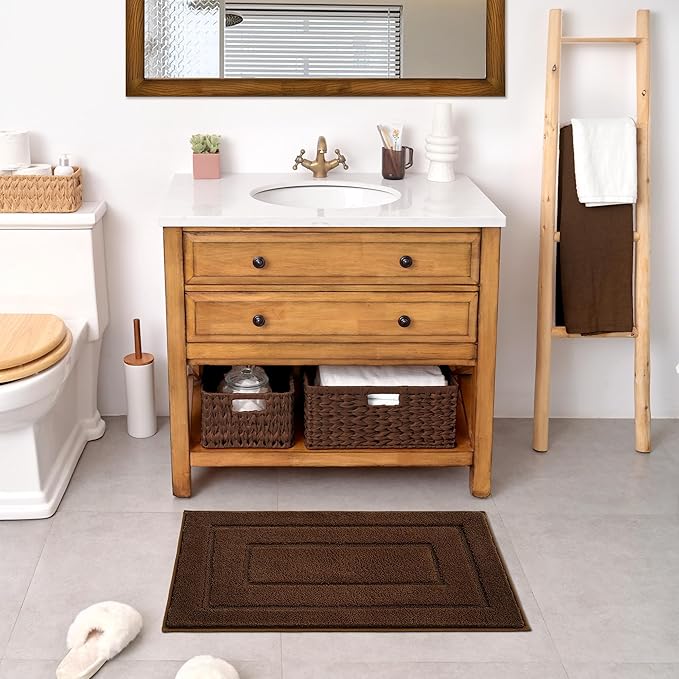 GRANNY SAYS Bathroom Rugs Non Slip 32" x 20", Bath Mats for Bathroom, Super Soft and Water Absorbent, Microfiber Washable Bath Rugs for Floor, Tub and Shower, Brown