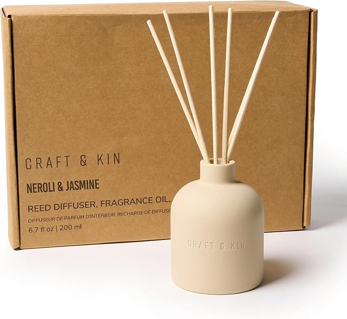 Craft & Kin Christmas Reed Diffuser for Home & Bathroom – Neroli & Jasmine Holiday Reed Diffuser Set with Fragrance Sticks, Long-Lasting Alcohol-Free Winter Scent, Earthenware Collection, 6.7oz