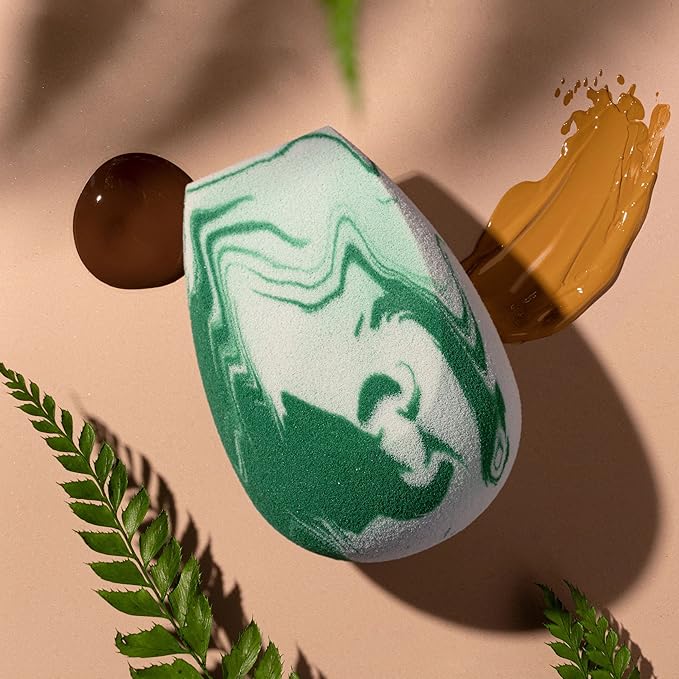 EcoTools Core Five Makeup Brush and Sponge Kit, For Eyeshadow, Blush, Bronzer, Eyeliner, & Foundation, Makeup Blending Sponge, Brush Essentials, 5 Piece Set