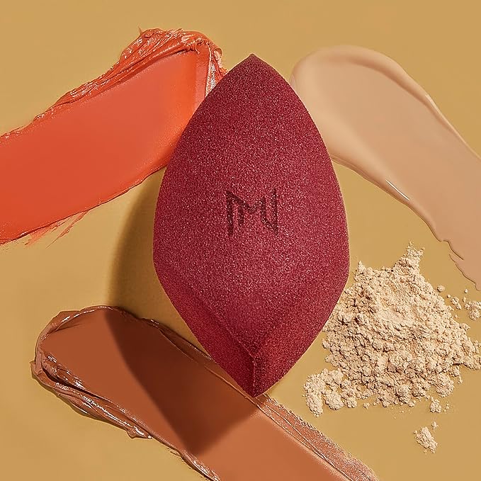 NATASHA MOOR Makeup Blender “Warrior” - Velvety Microfiber, Premium, Vegan, Latex-Free - Ideal for Flawless Makeup Application, Undereye Concealing, Contouring - Beauty Blender Sponge for Blending