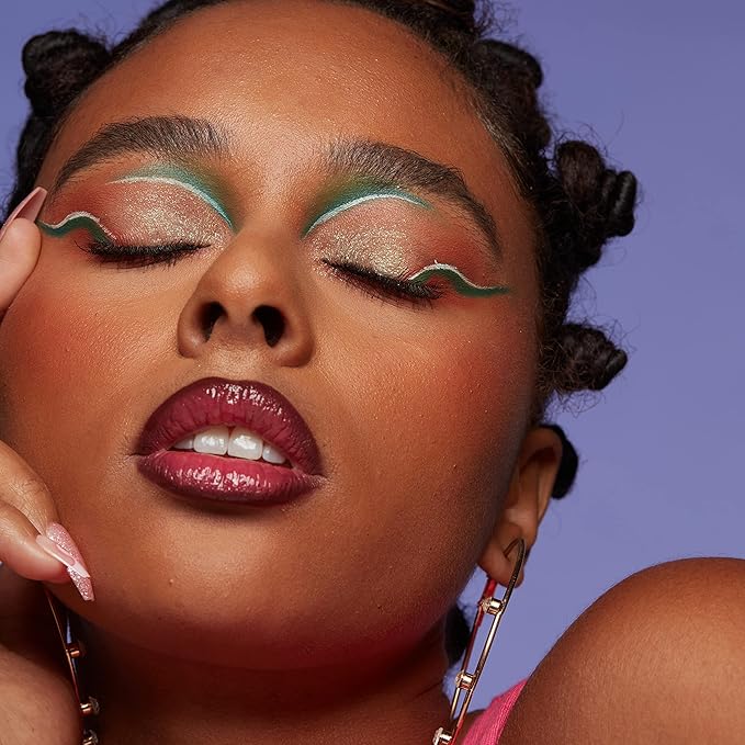 NYX PROFESSIONAL MAKEUP Line Loud Lip Liner, Longwear and Pigmented Lip Pencil with Jojoba Oil & Vitamin E - Rebel Kind (Chocolate Brown)