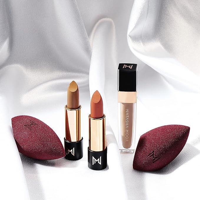 NATASHA MOOR Makeup Blender “Warrior” - Velvety Microfiber, Premium, Vegan, Latex-Free - Ideal for Flawless Makeup Application, Undereye Concealing, Contouring - Beauty Blender Sponge for Blending